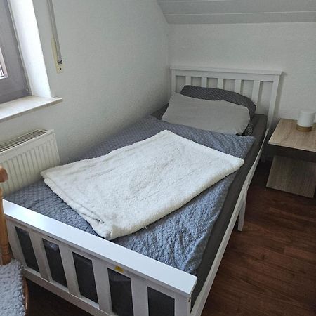 Appartamento Zur Langen Heide Hildburghausen Esterno foto