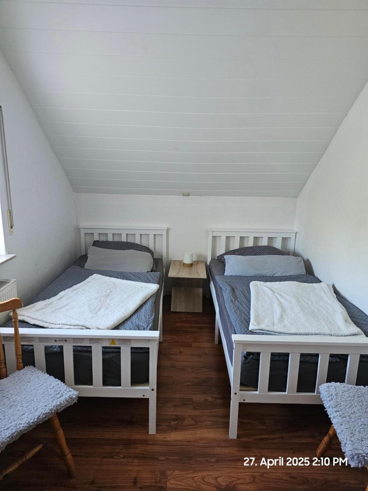 Appartamento Zur Langen Heide Hildburghausen Esterno foto